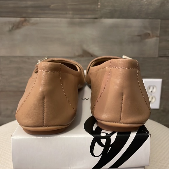 Nine West Ballet Flats Size 8.5 Color Tan - Picture 3 of 7